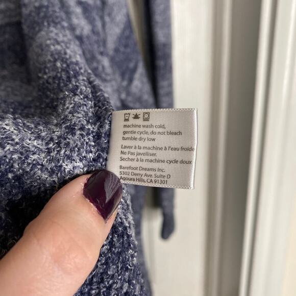 BAREFOOT DREAMS Bamboo Chic Lite Calypso Wrap Size S/M Style 436 Lounge Comfy - Picture 6 of 7